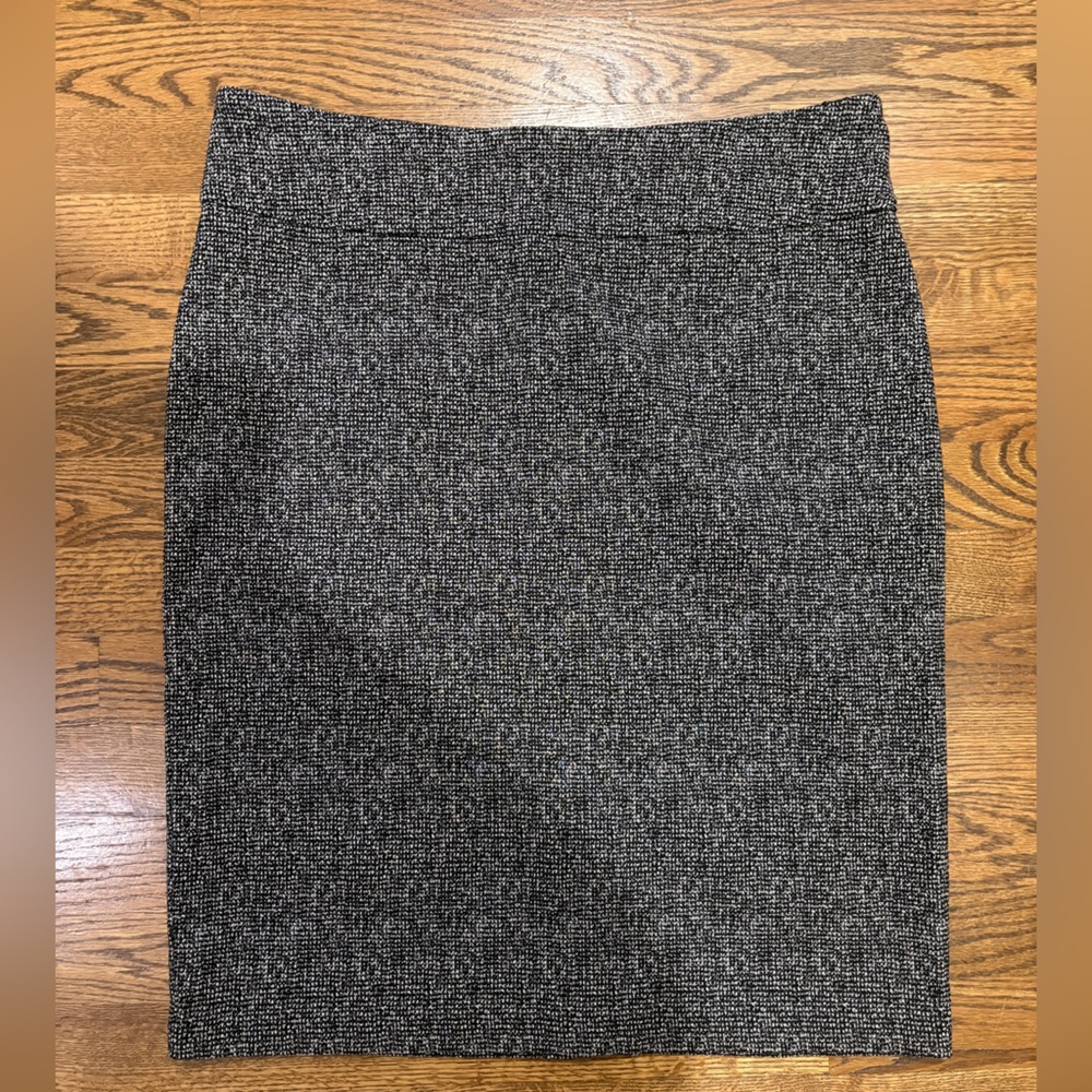 SOHO apparel LTD Black and White Textured Pencil Skirt